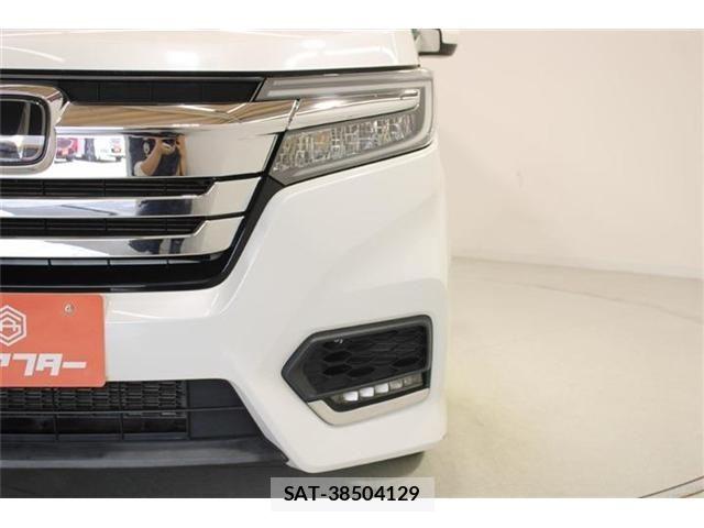 Honda STEP WGN 2018-03 6913575-14