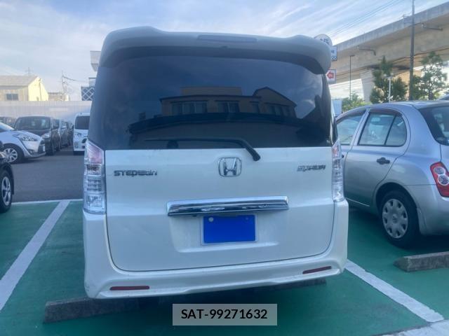 Honda STEP WGN 2011-10 6913599-4