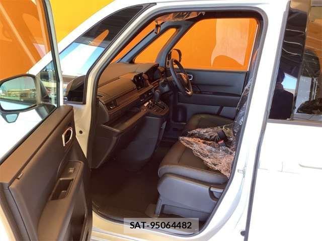 Honda STEP WGN 2026-02 6913553-17