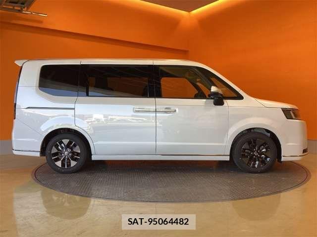 Honda STEP WGN 2026-02 6913553-7