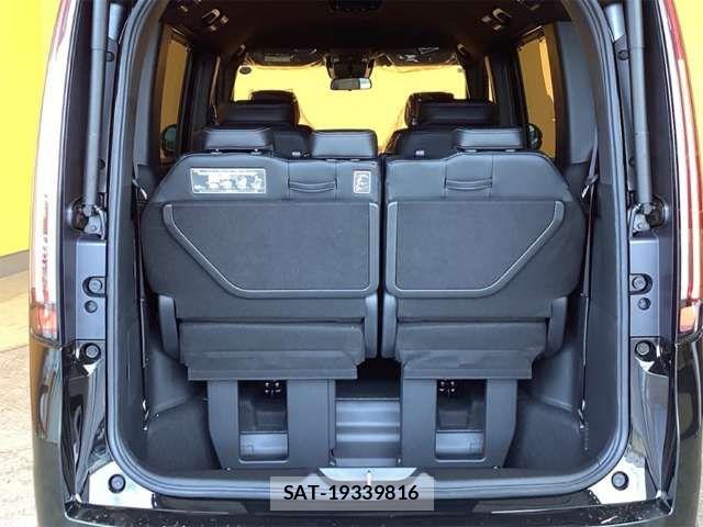 Honda STEP WGN 2026-04 6913537-9
