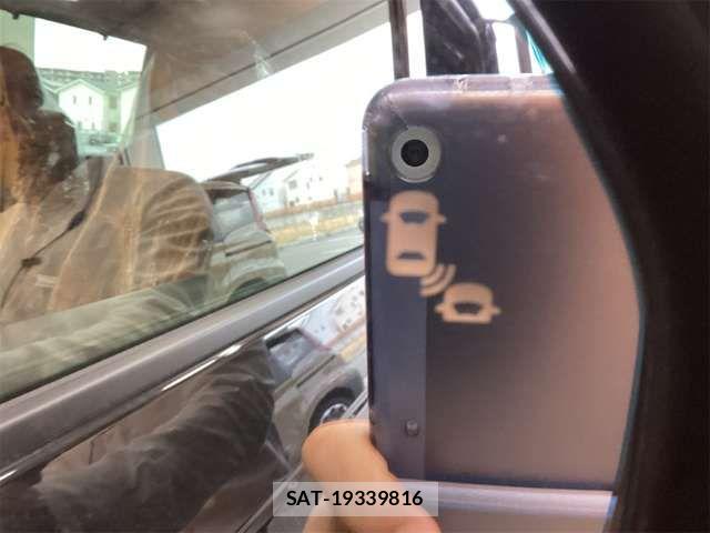 Honda STEP WGN 2026-04 6913537-13