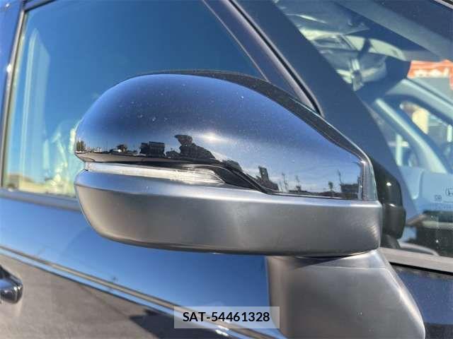 Honda STEP WGN 2026-02 6913546-15