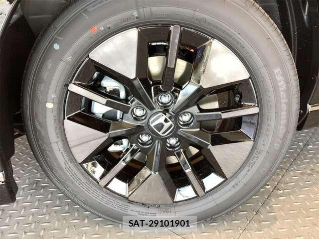 Honda STEP WGN 2026-03 6913542-11