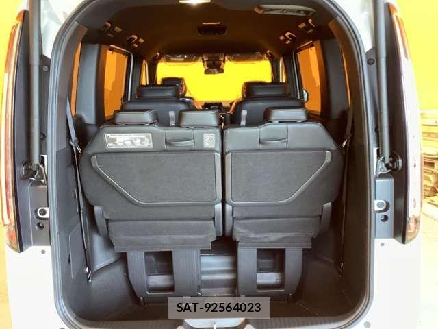 Honda STEP WGN 2026-01 6913539-18