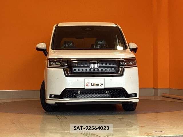 Honda STEP WGN 2026-01 6913539-4