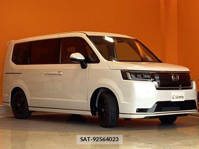 Honda STEP WGN 2026-01 6913539-7