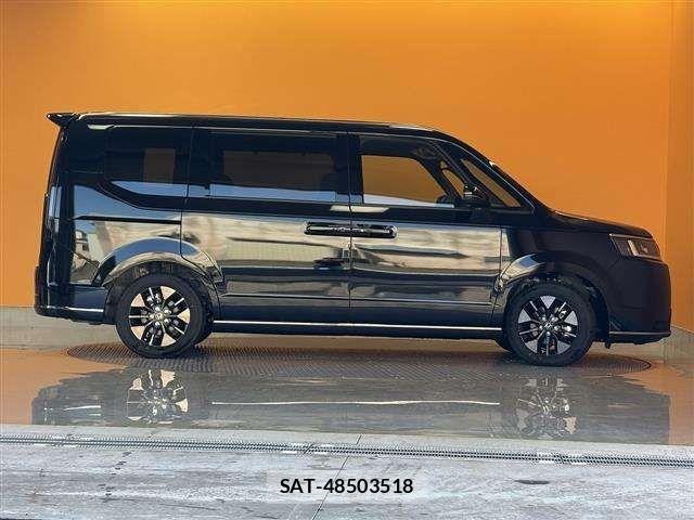 Honda STEP WGN 2025-10 6913534-9