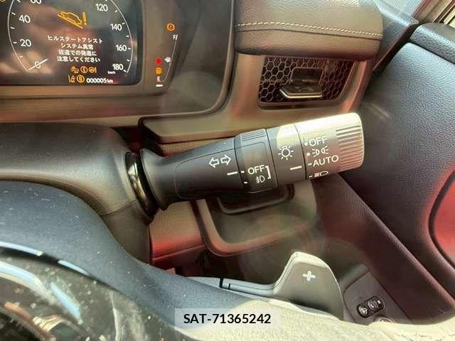 Honda STEP WGN 2026-02 6913551-11