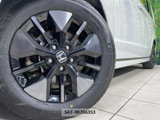 Honda STEP WGN 2024-02 6998454-13