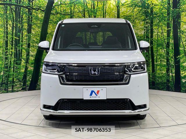 Honda STEP WGN 2024-02 6998454-14