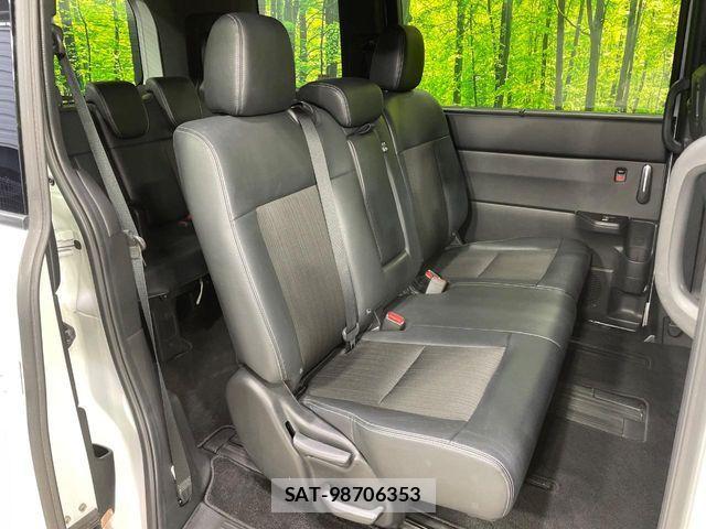 Honda STEP WGN 2024-02 6998454-8