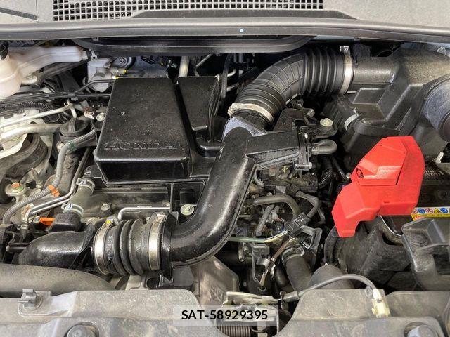 Honda STEP WGN 2024-02 6998456-18