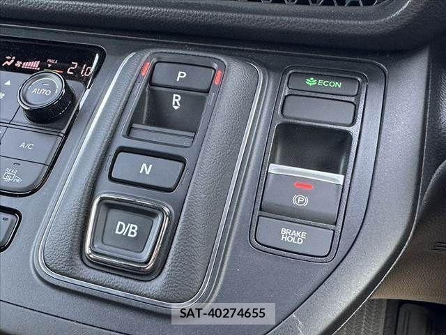 Honda STEP WGN 2024-12 7021660-26