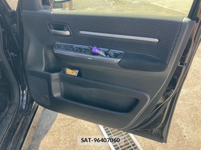 Honda STEP WGN 2015-08 7060876-10