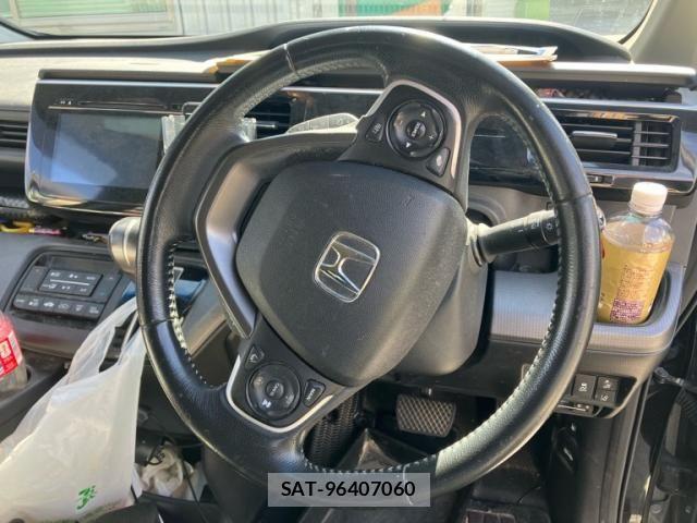 Honda STEP WGN 2015-08 7060876-13