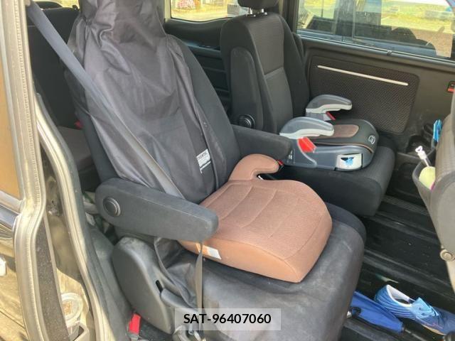 Honda STEP WGN 2015-08 7060876-15