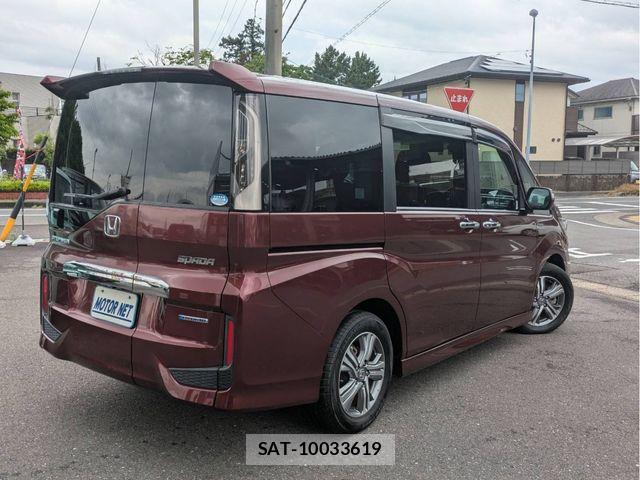 Honda STEP WGN 2017-11 7060867-1