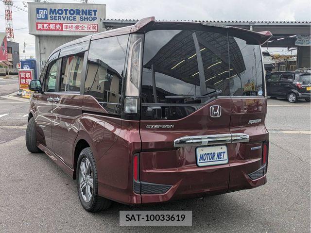 Honda STEP WGN 2017-11 7060867-19