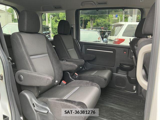 Honda STEP WGN 2019-03 7060860-5