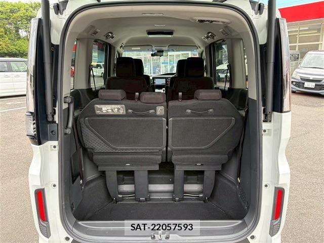 Honda STEP WGN 2020-07 7060866-20