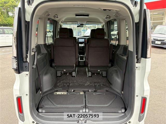 Honda STEP WGN 2020-07 7060866-21