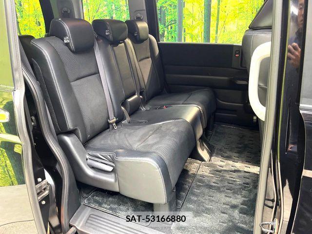 Honda STEP WGN 2013-05 7060874-8