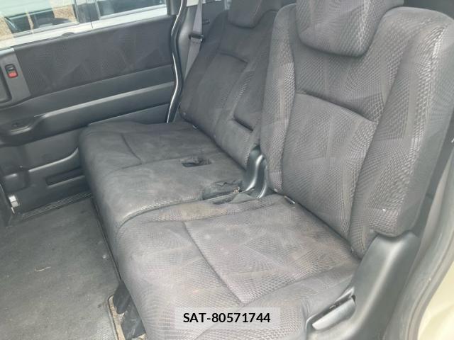 Honda STEP WGN 2011-04 7060885-20