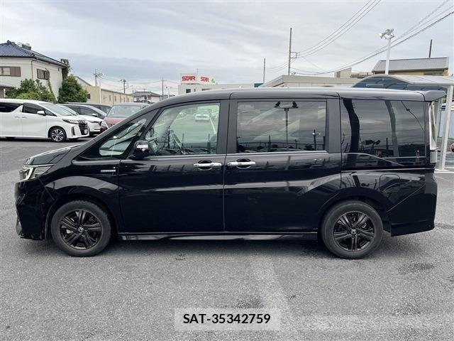 Honda STEP WGN 2019-06 7060868-10