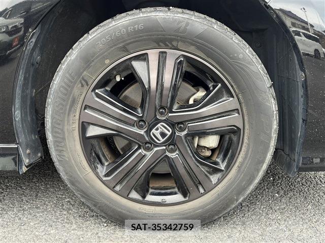 Honda STEP WGN 2019-06 7060868-13