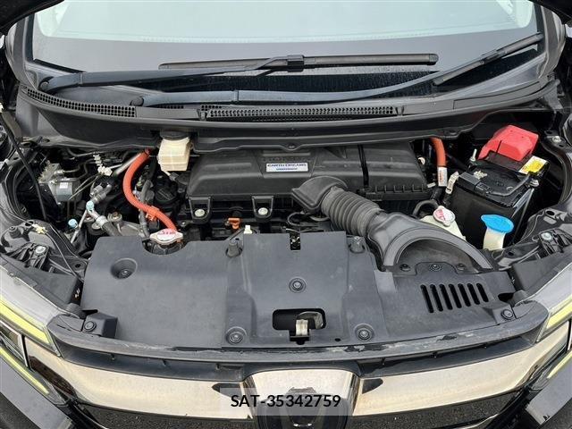 Honda STEP WGN 2019-06 7060868-19