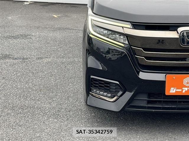 Honda STEP WGN 2019-06 7060868-24