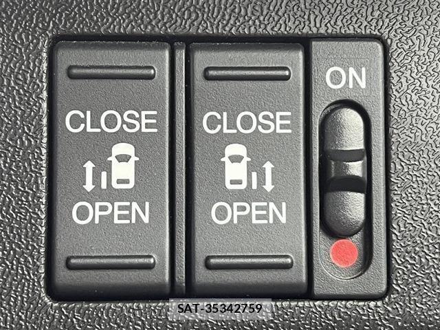 Honda STEP WGN 2019-06 7060868-5