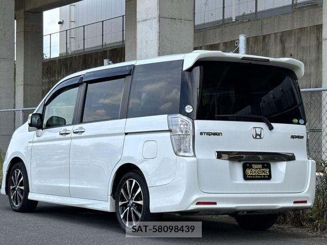 Honda STEP WGN 2013-07 7060878-9