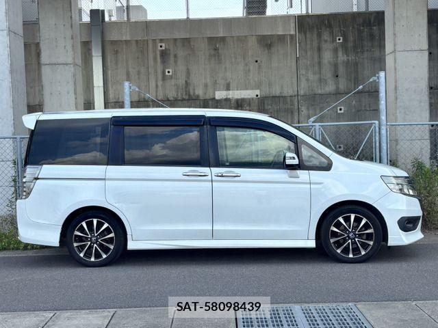 Honda STEP WGN 2013-07 7060878-11