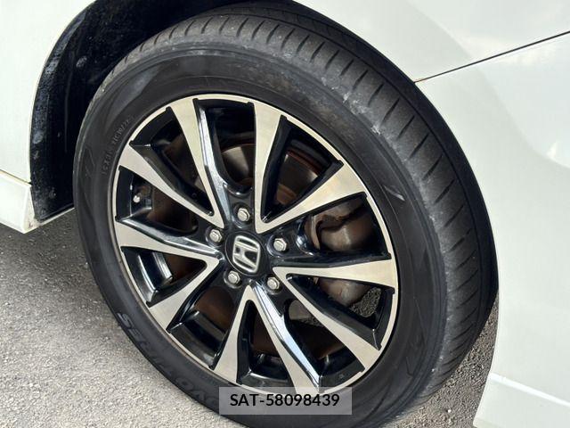 Honda STEP WGN 2013-07 7060878-18
