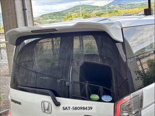 Honda STEP WGN 2013-07 7060878-21