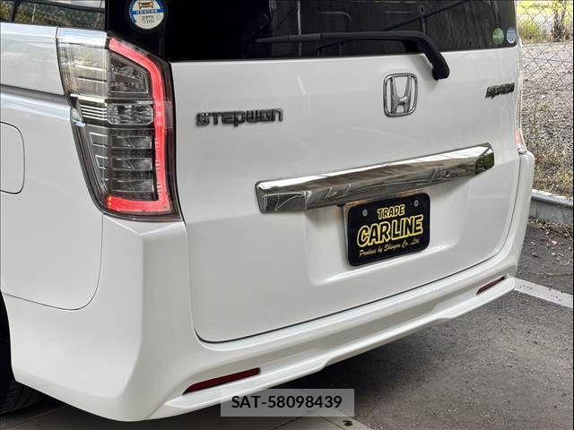 Honda STEP WGN 2013-07 7060878-23