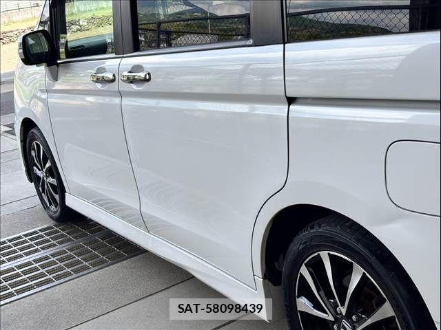 Honda STEP WGN 2013-07 7060878-26