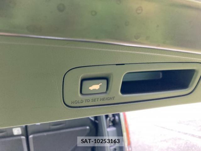 Honda STEP WGN 2025-10 7198719-9