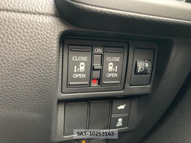 Honda STEP WGN 2025-10 7198719-13