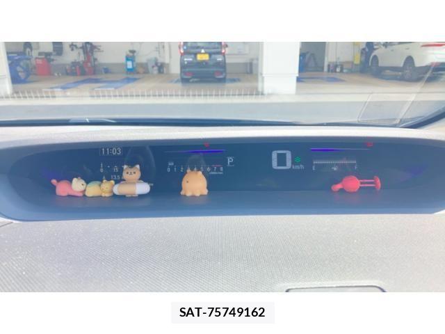 Honda STEP WGN 2018-03 7225574-19
