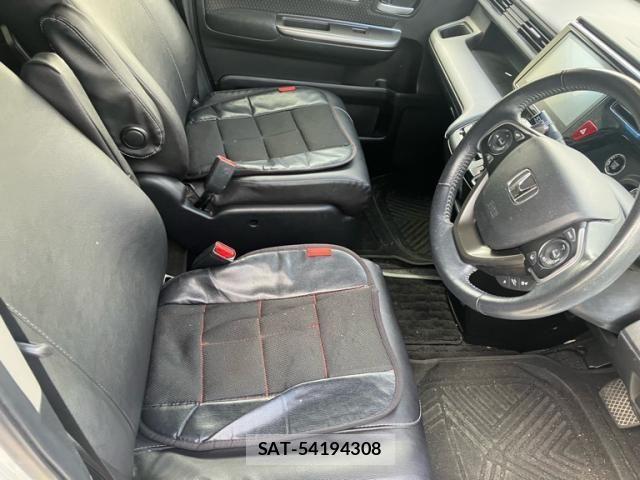 Honda STEP WGN 2017-11 7225570-9
