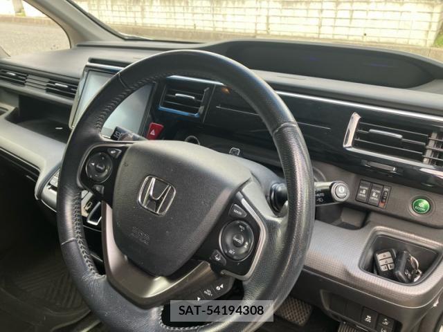 Honda STEP WGN 2017-11 7225570-16