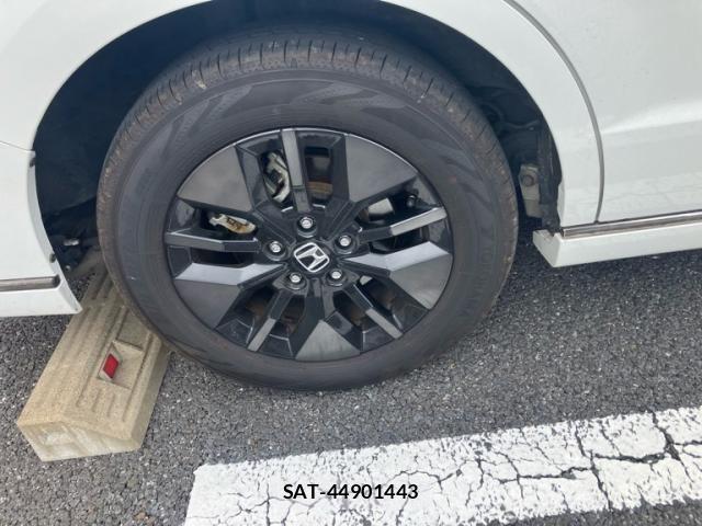 Honda STEP WGN 2024-03 7225583-8