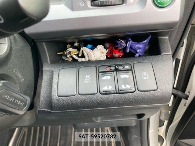 Honda STEP WGN 2014-11 7225559-14