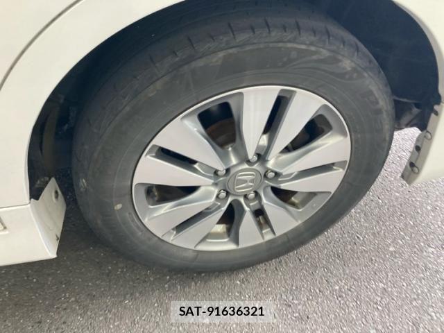 Honda STEP WGN 2013-07 7215896-4
