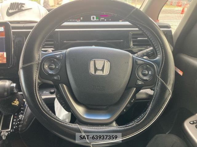 Honda STEP WGN 2018-01 7225573-19