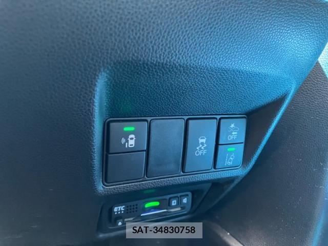 Honda STEP WGN 2018-03 7225572-15