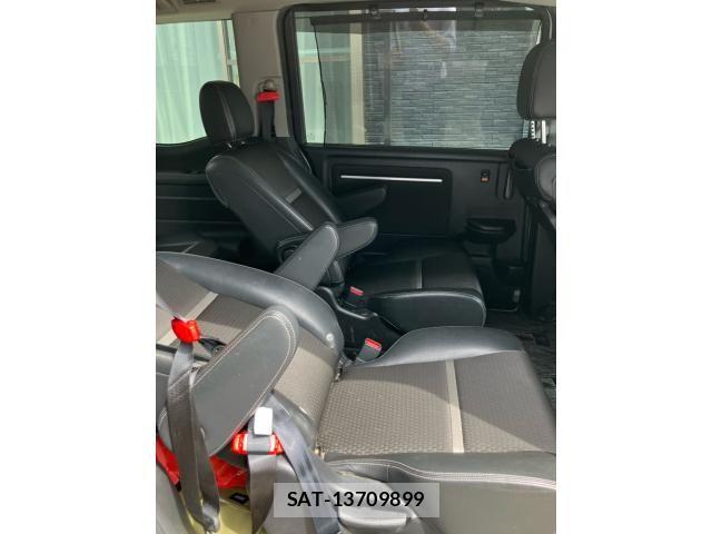 Honda STEP WGN 2020-03 7225576-12